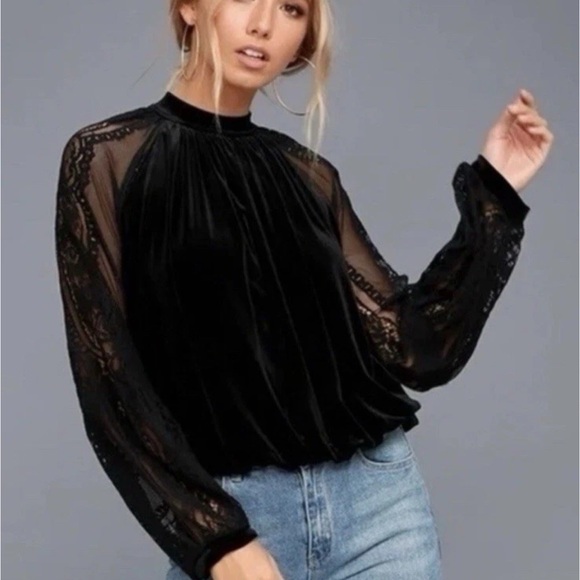 #7041. Free People Dream Team Women's Long Sleeve Velvet & Lace Blouse. Size XS - Picture 1 of 13